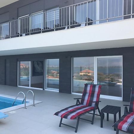 Modern Swimming-Pool Villa Shkodër 外观 照片