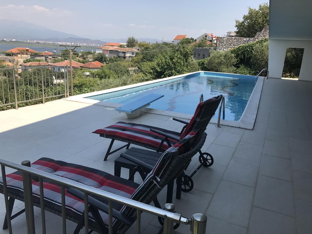 Modern Swimming-Pool Villa Shkodër 外观 照片